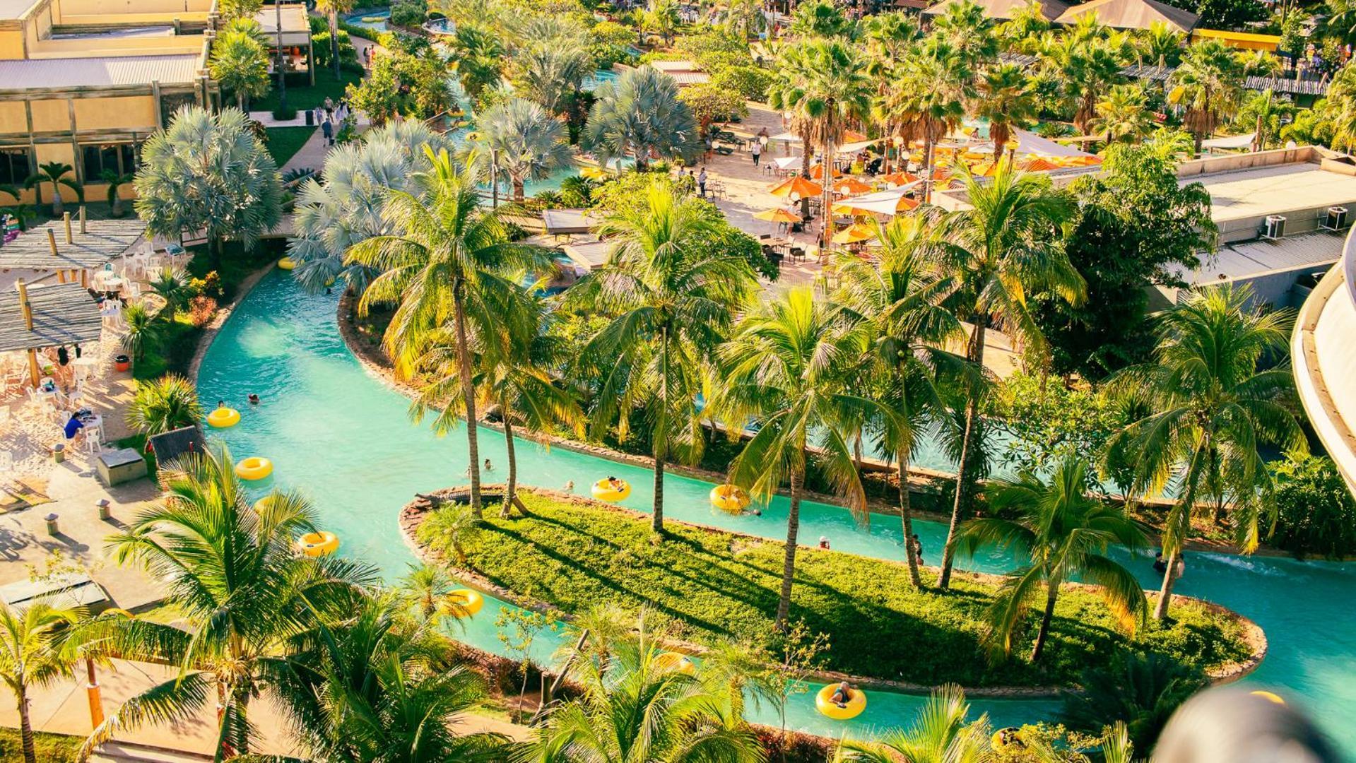 Hot Beach Resort Olimpia Luaran gambar The artificial river at the Atlantis Paradise Island